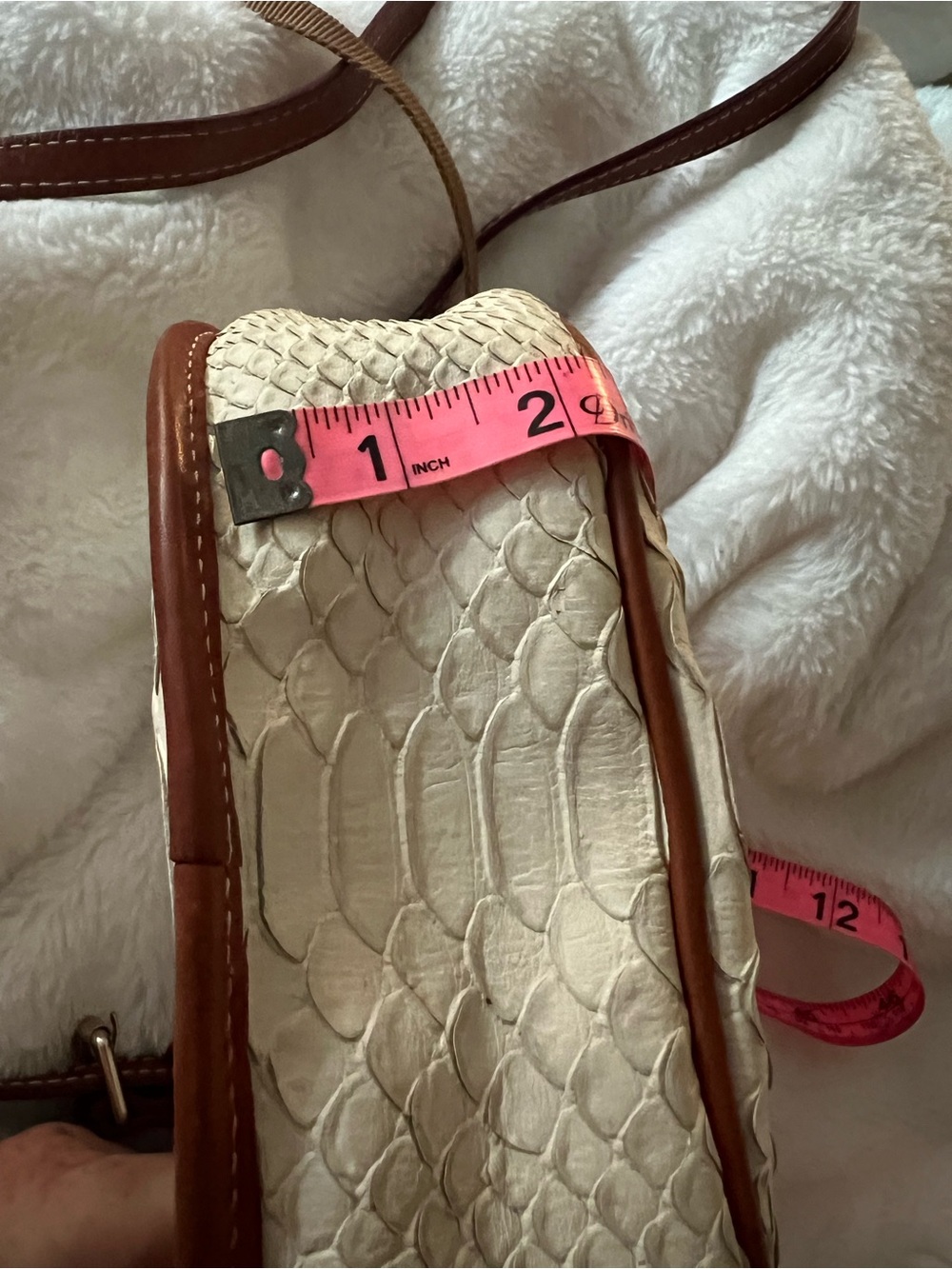 Dooney Crossbody Saddle Bag Vintage Embossed Cream/Bone white w/Brown Trim - Picture 15 of 16